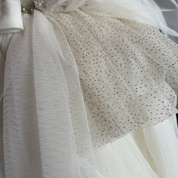 American Princess Dress White/Gold accents - Picture 3 of 5